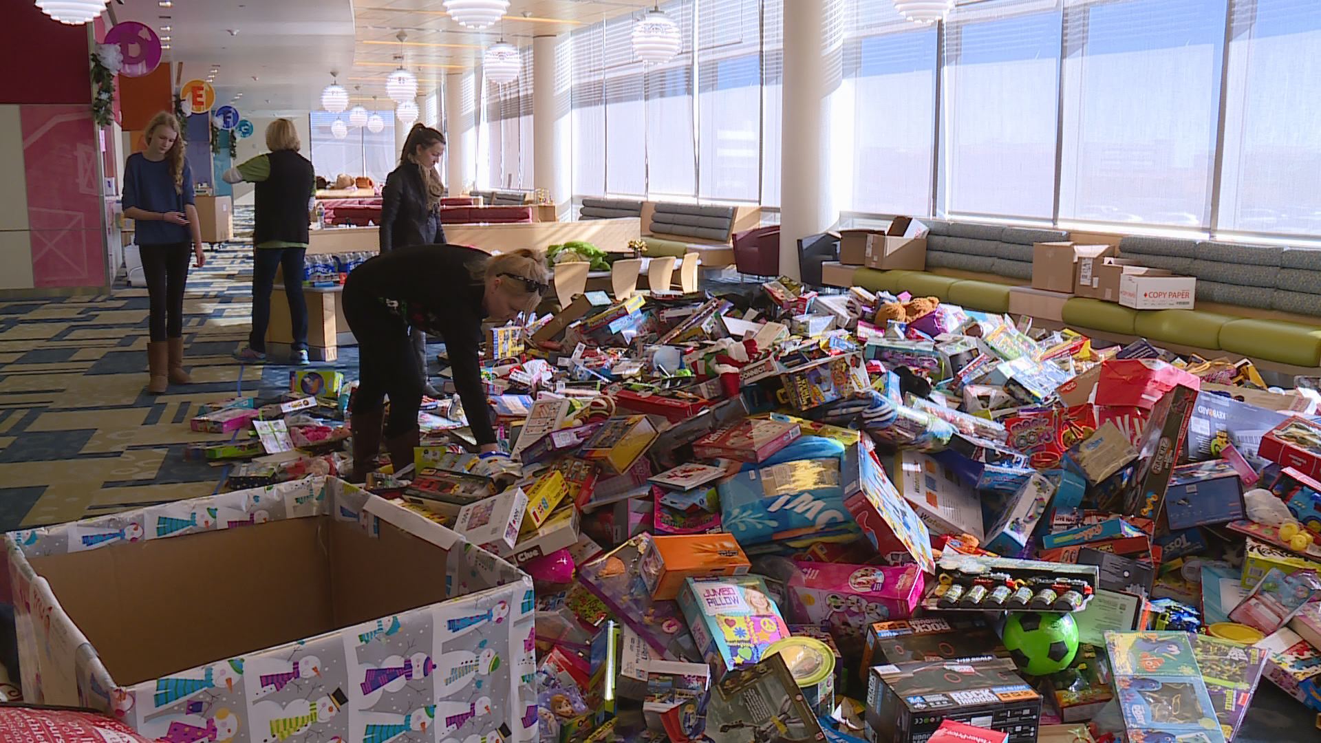 Thousands of toys donated to Children's Hospital